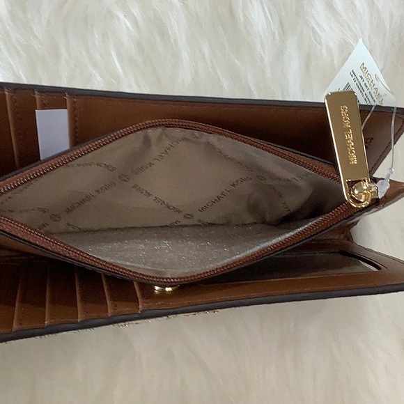 NWT Michael Michael Kors Vanilla Leather Jet Set Large Continental Wallet - Picture 13 of 14